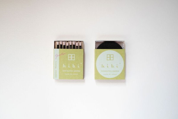 Hibi Japanese Wisteria 8 Sticks